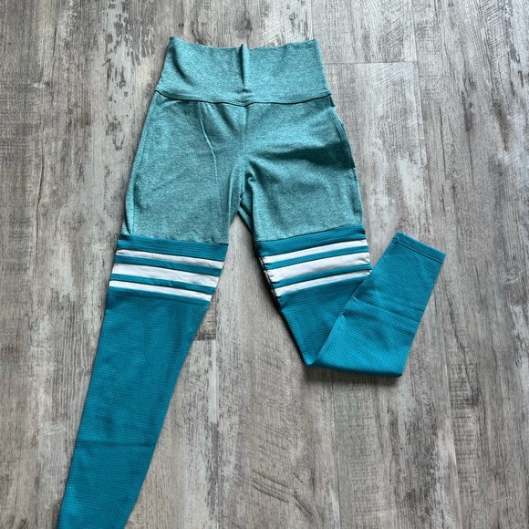 Bombshell thigh high sock 🧦 leggings in teal ❤️😊🎄 - Picture 2 of 6